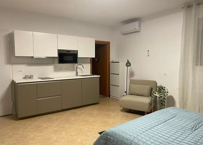 Appartamento Panoramic In Tirana! *